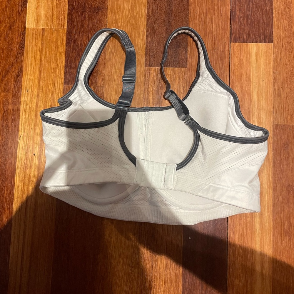 NWOT Champion Double Dry Sports Bra